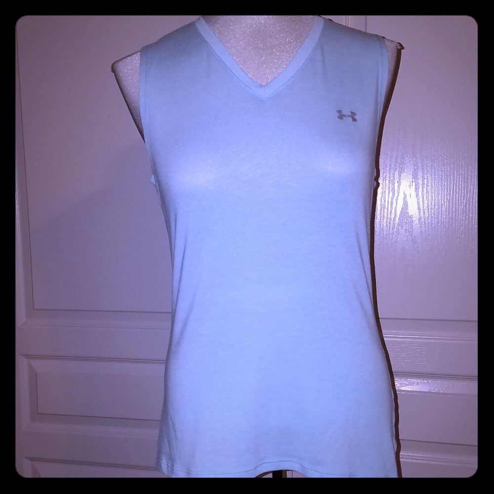 🌞🌻☀️🏖️🏜️  Light Blue Under Armour Sleeveless Tee